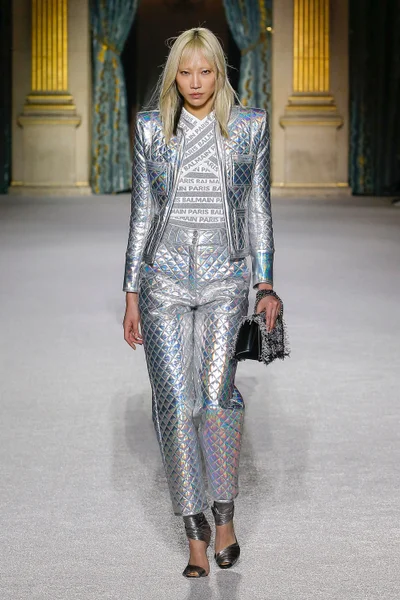 Look 8